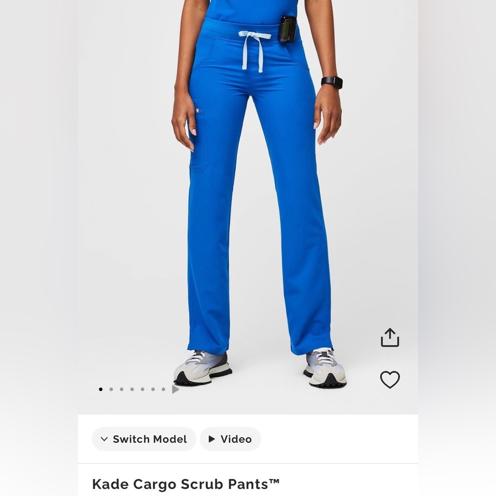 Figs Women's  Kade Cargo Scrub Pants - Small Tall